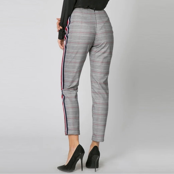 Lavender Brown | High Waisted Plaid Pants - Picture 3 of 4